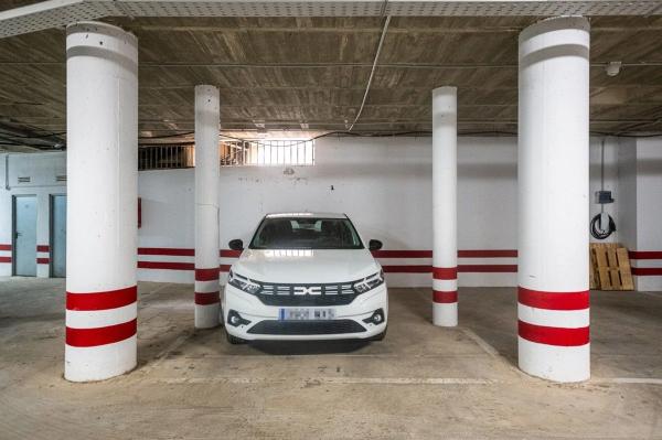 Piso en Av de las Naciones, 79