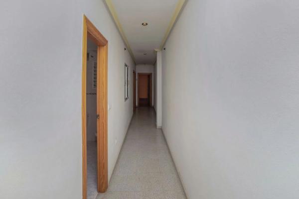 Piso en calle Azahar, 79