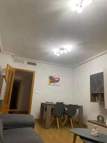 Piso en calle Luis Buñuel, 53