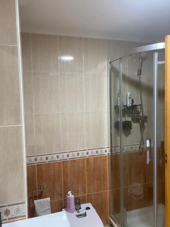 Piso en calle Luis Buñuel, 53