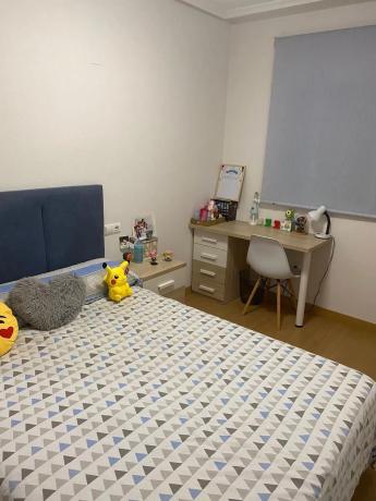 Piso en calle Luis Buñuel, 53