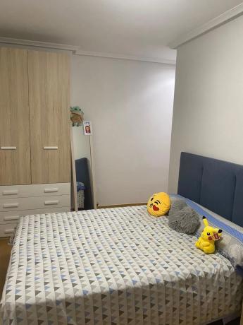 Piso en calle Luis Buñuel, 53