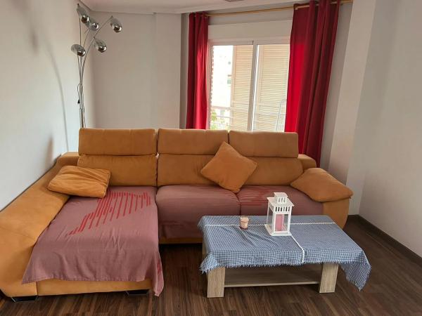 Piso en calle Formentera del Segura, 5