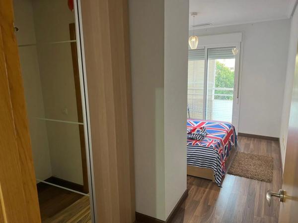 Piso en calle Formentera del Segura, 5