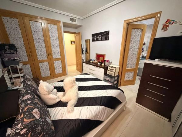 Piso en calle Jacinto Benavente