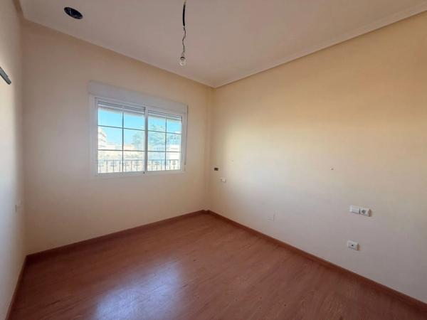 Piso en avenida Estadio Sadrian