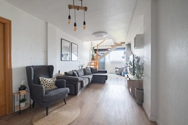 Ático en calle Colombia, 2