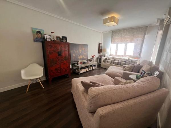 Piso en calle Liceo Politécnico