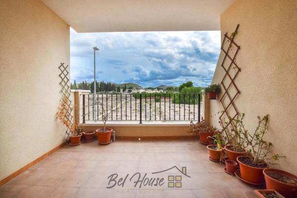 Piso en calle Ramón Juan Larrosa