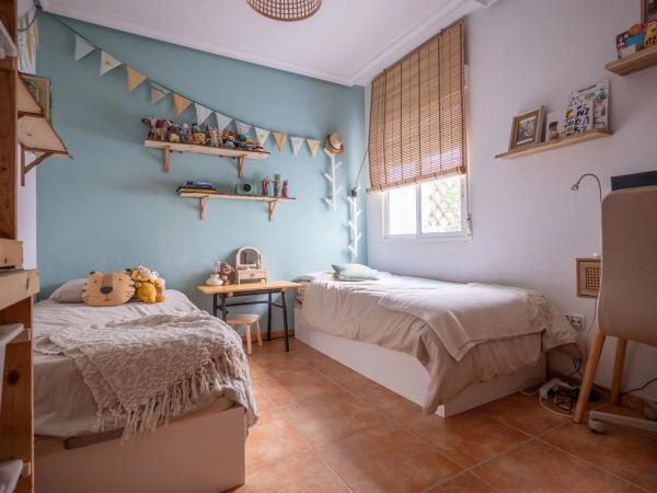 Piso en calle Miguel Hernández, 67 n