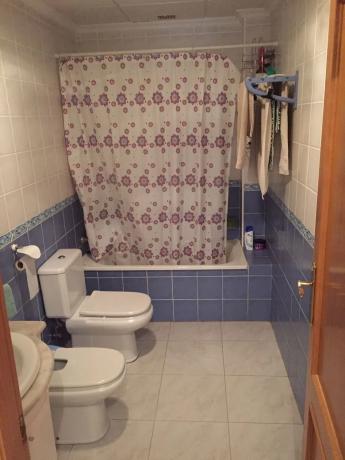 Piso en calle Miguel Hernández, 76