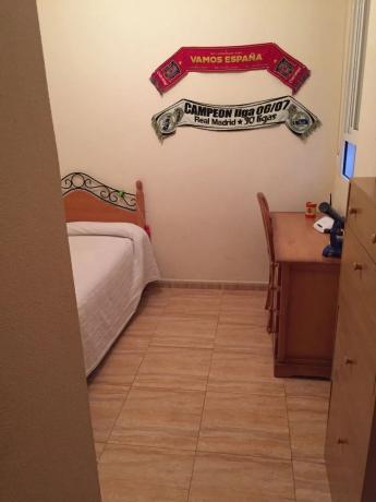 Piso en calle Miguel Hernández, 76