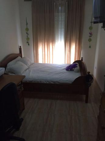 Piso en calle Miguel Hernández, 76