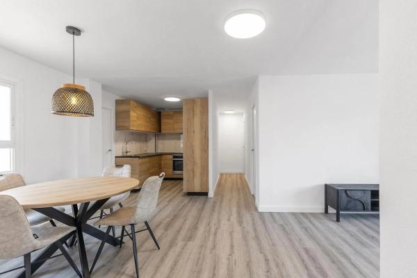 Piso en CL Federico Garcia Lorca, 74