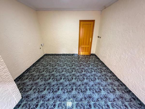 Piso en calle Pío XII, 3