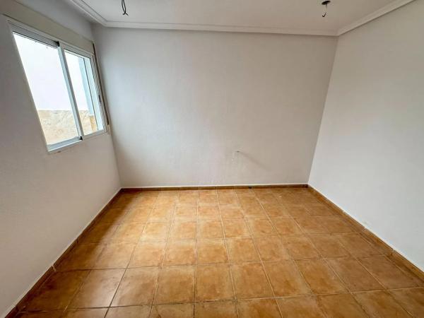 Piso en calle Pablo Picasso, 13