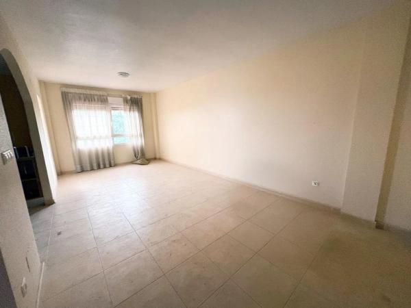 Piso en calle Almoradí