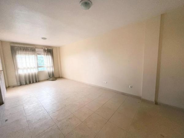 Piso en calle Almoradí