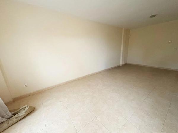 Piso en calle Almoradí