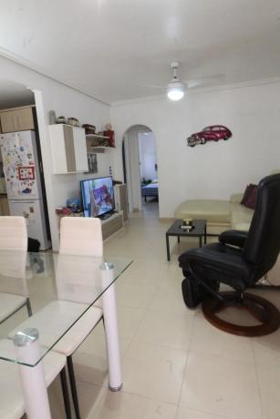 Piso en avenida de Almoradí, 52