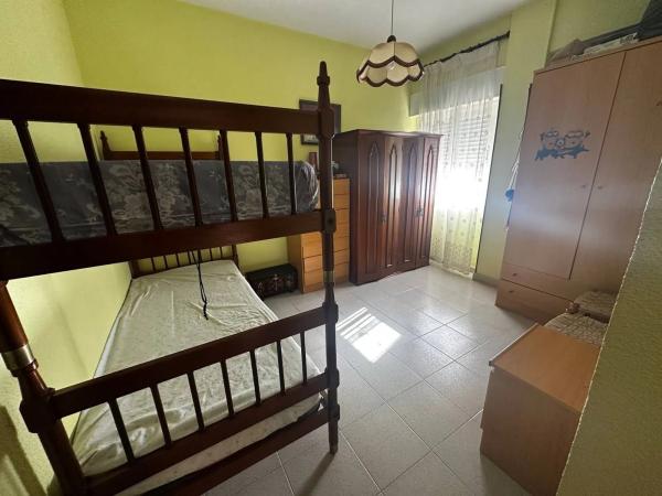 Piso en calle Valencia, 4