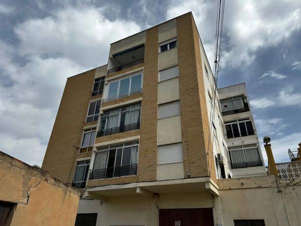 Piso en calle Valencia, 4