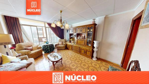 Piso en plaza Cardenal Belluga