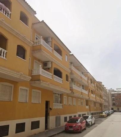 Piso en avenida de la Constitución