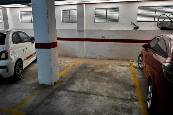 Piso en avenida de la Constitución