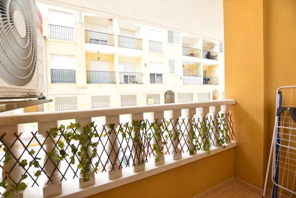 Piso en avenida de la Comunidad Valenciana