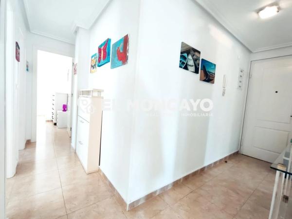 Ático en avenida Reina Sofia