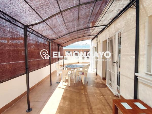 Ático en avenida Reina Sofia