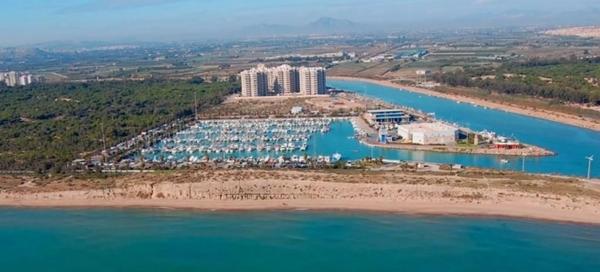 Piso en calle Pedro García Roca, 5