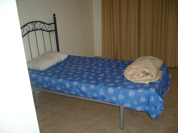 Piso en avenida Reina Sofia, 21