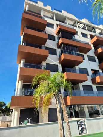 Piso en avenida del Puerto