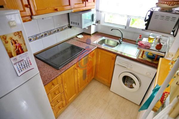 Estudio en calle Pintor Antonio López, 4