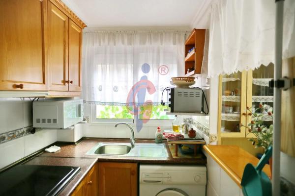 Estudio en calle Pintor Antonio López, 4