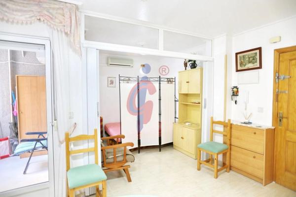 Estudio en calle Pintor Antonio López, 4