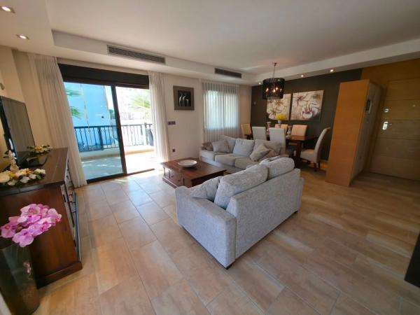 Piso en Marjal beach bloque 6-2 , Primero, piso 106.