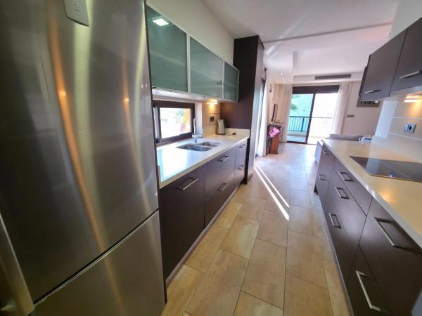 Piso en Marjal beach bloque 6-2 , Primero, piso 106.