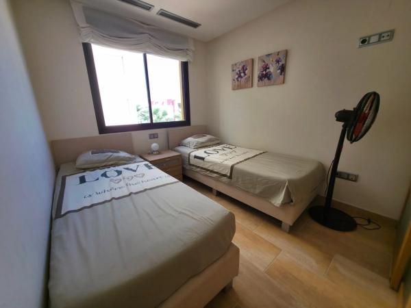 Piso en Marjal beach bloque 6-2 , Primero, piso 106.