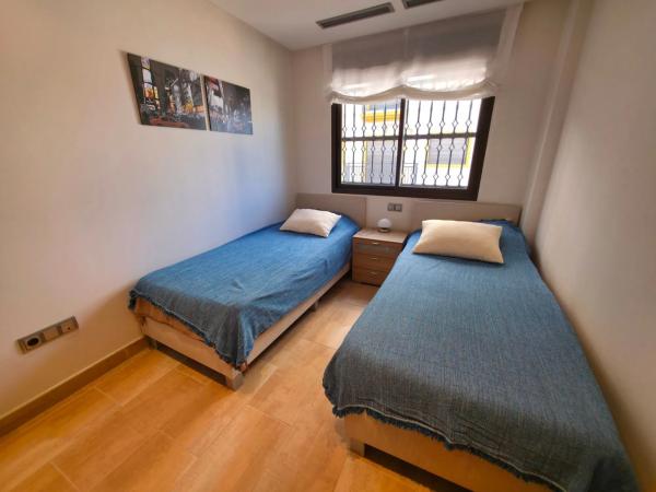 Piso en Marjal beach bloque 6-2 , Primero, piso 106.