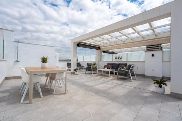 Ático en Urbanizaciones