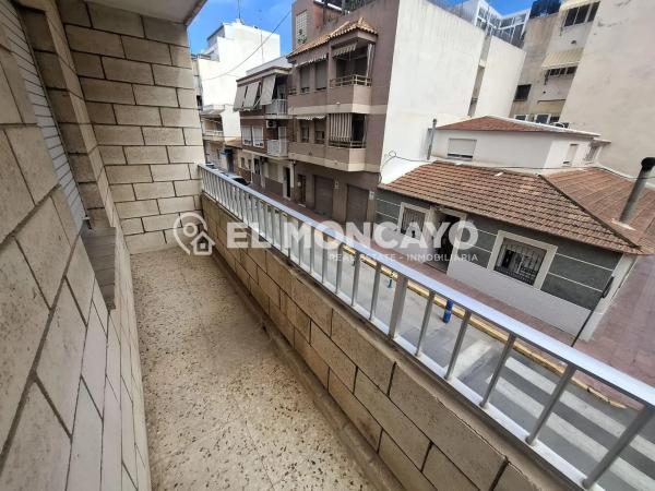 Piso en calle Miguel Hernández