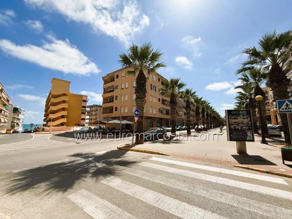 Piso en avenida de Cervantes