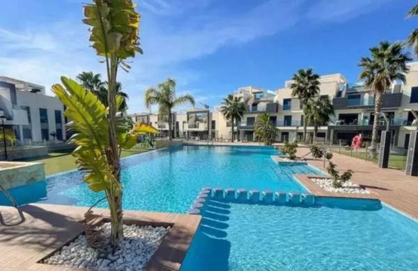 Piso en calle el Salat, 6