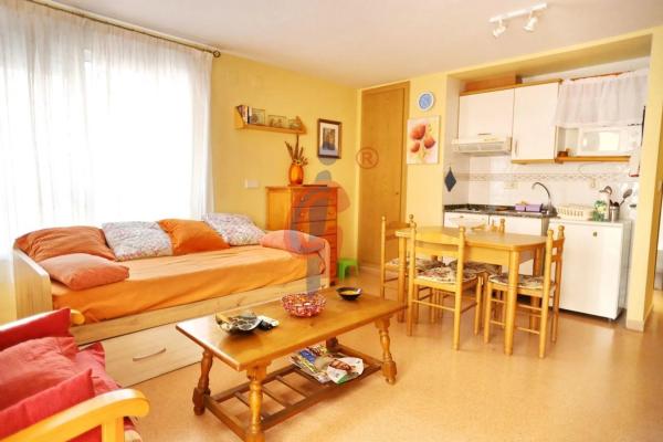 Estudio en calle Miguel de Unamuno, 4