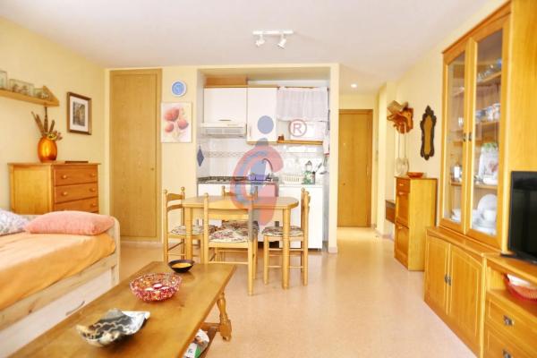 Estudio en calle Miguel de Unamuno, 4