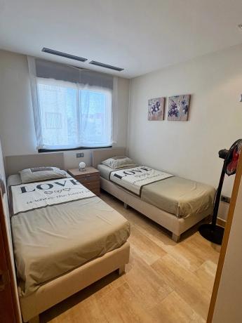 Piso en calle Carcaixent, 16