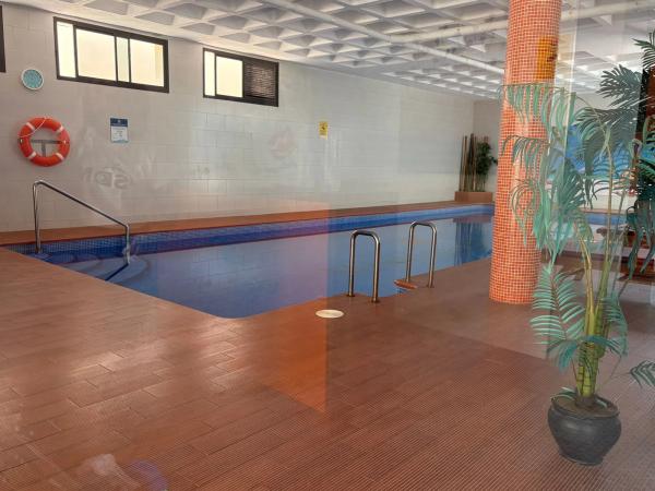 Piso en calle Carcaixent, 16